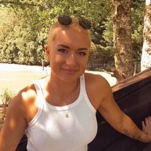 Meet your Posher, Liesa